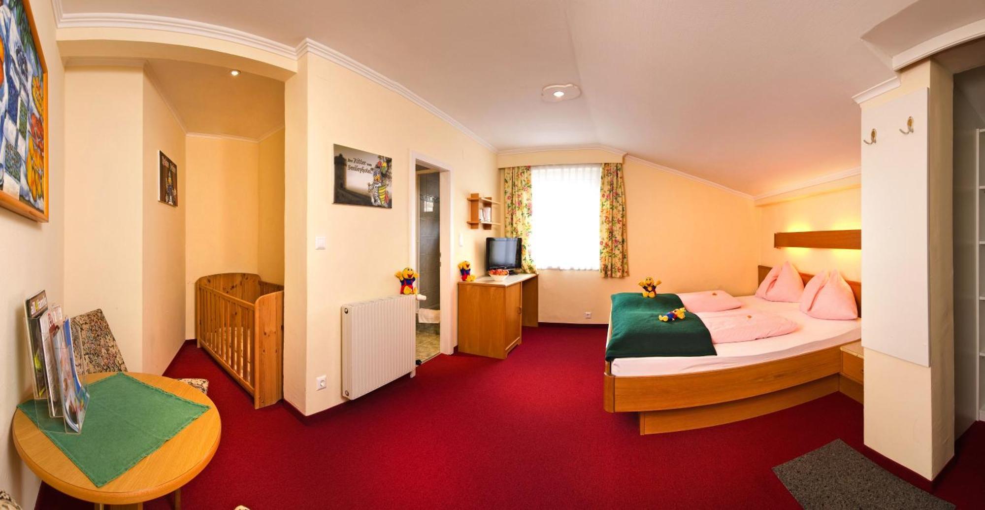 Smileys Kinderhotel Trebesing Exterior photo